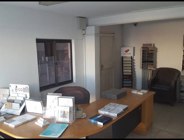 619M² FACTORY TO LET IN STIKLAND